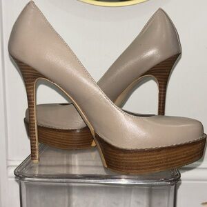 Calvin Klein Vintage Platform Pumps